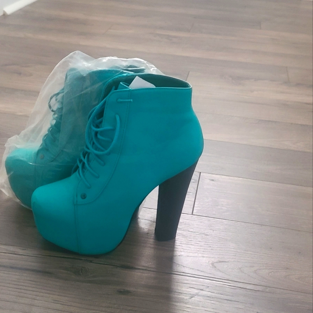 Closet cleaning